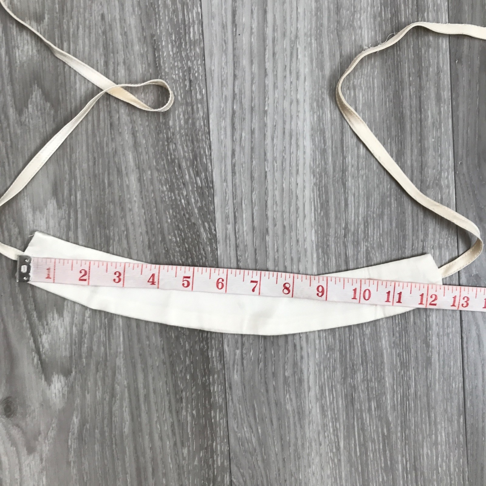Chocker Ivory White Tie Satin Boho Glam Cocktail Tie Collar