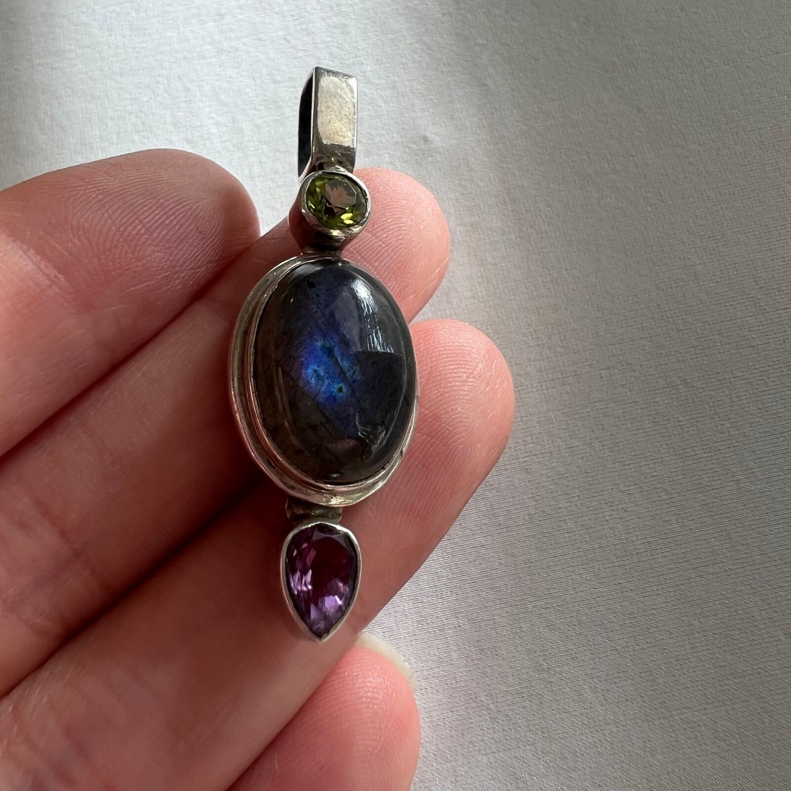 Labradorite Peridot Amethyst Gem Stone Made in India Silver Estate Pendant