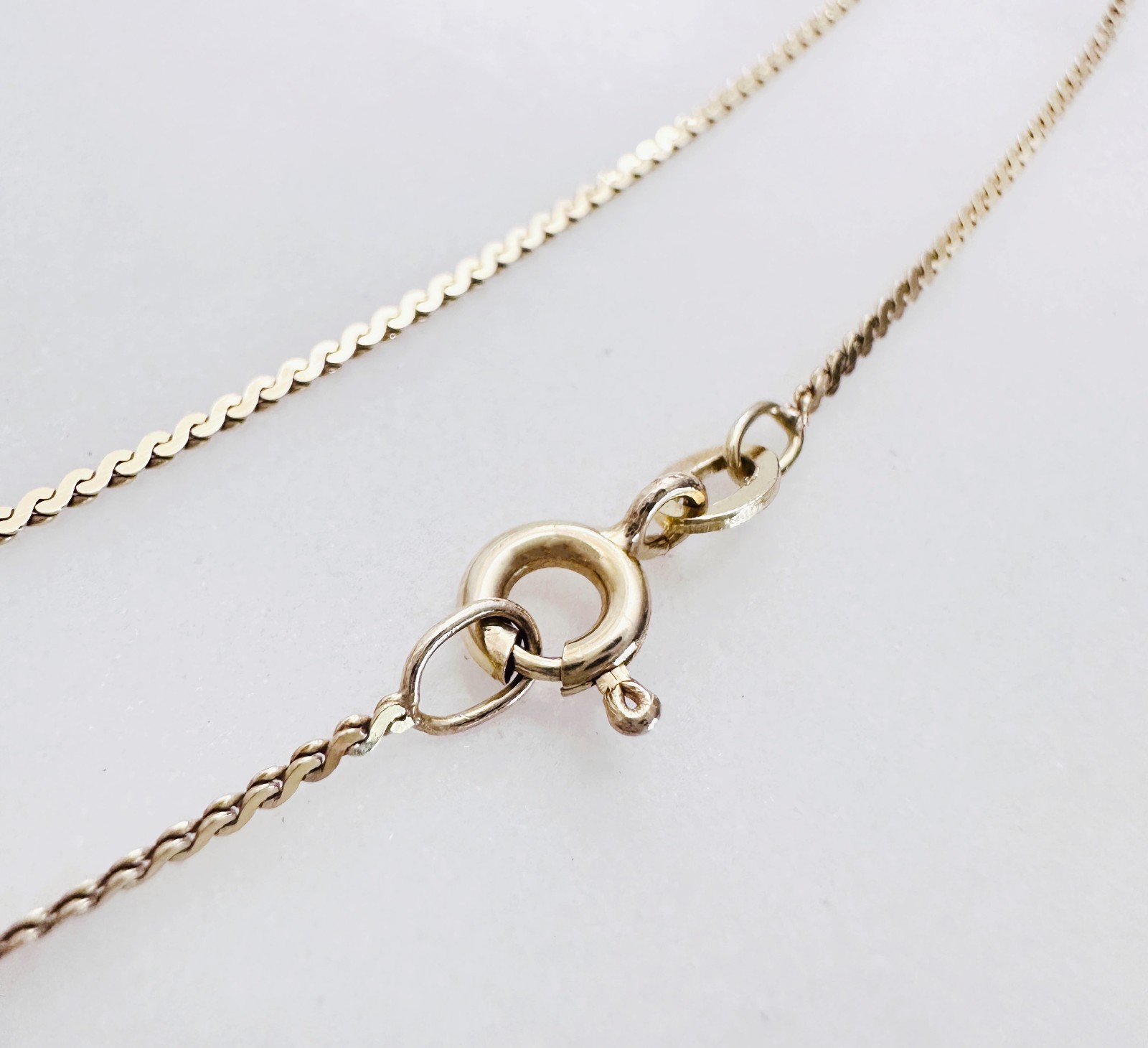 Solid 14K Yellow Gold Italian Serpentine Link Chain Necklace, 1mm, 15 1/4″, 1.5g