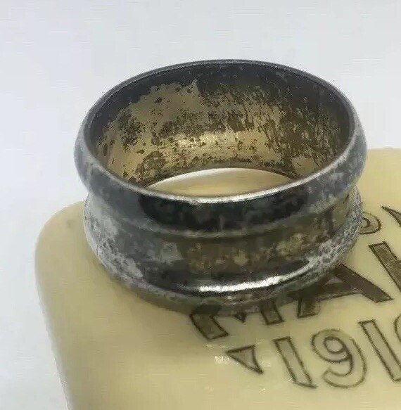Extra Wide Sterling Silver Mexico Ring 7.9gms Size 7.5 Vintage Jewelry