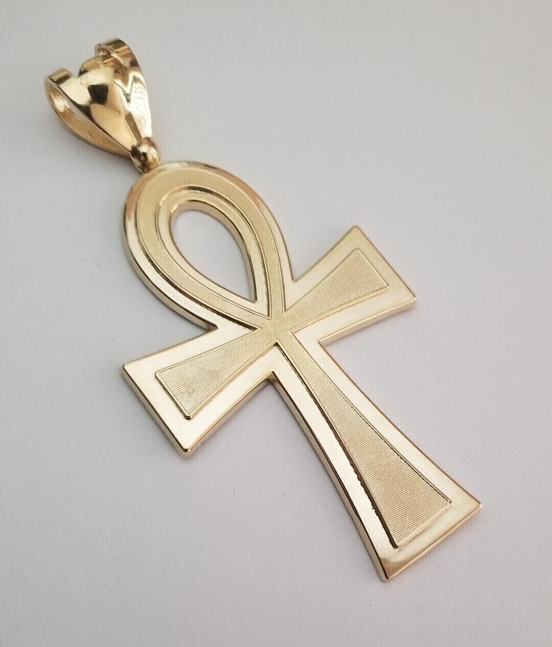 Round Brilliant Cut Ankh Cross Charm Women’s Pendant In 14K Yellow Gold Plated