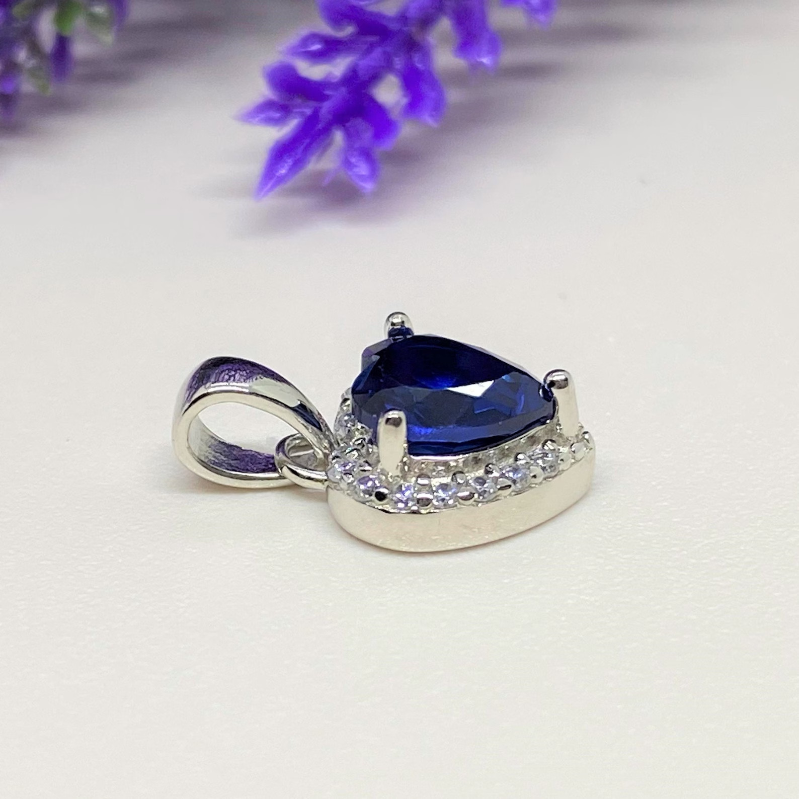 3.50 Ct Heart Cut Natural Sapphire Diamond Gorgeous Pendant 14K White Gold