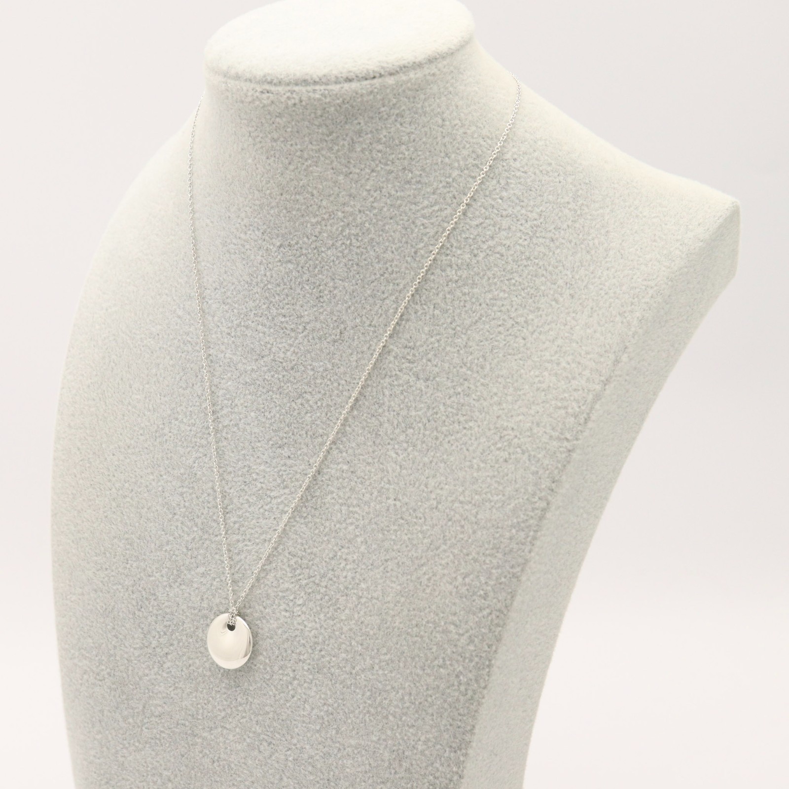 Tiffany & Co. Elsa Peretti Round Circle Disc Pendant Necklace 15.1″ Silver 925