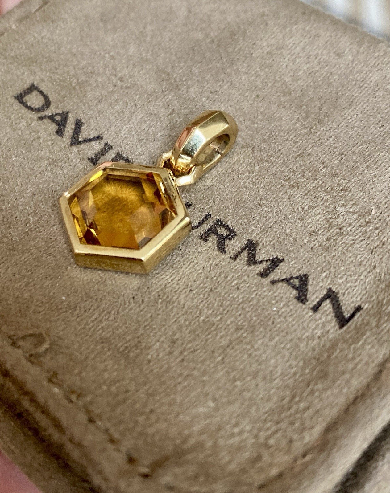 David Yurman 18k Yellow Gold Citrine Hexagon Amulet Enhancer Pendant 1” $2K