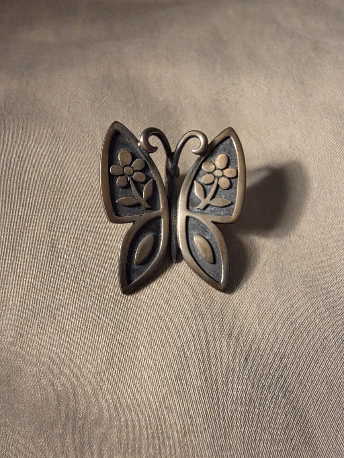 James Avery Retired Large Mariposa Butterfly Pendant Excellent Condition