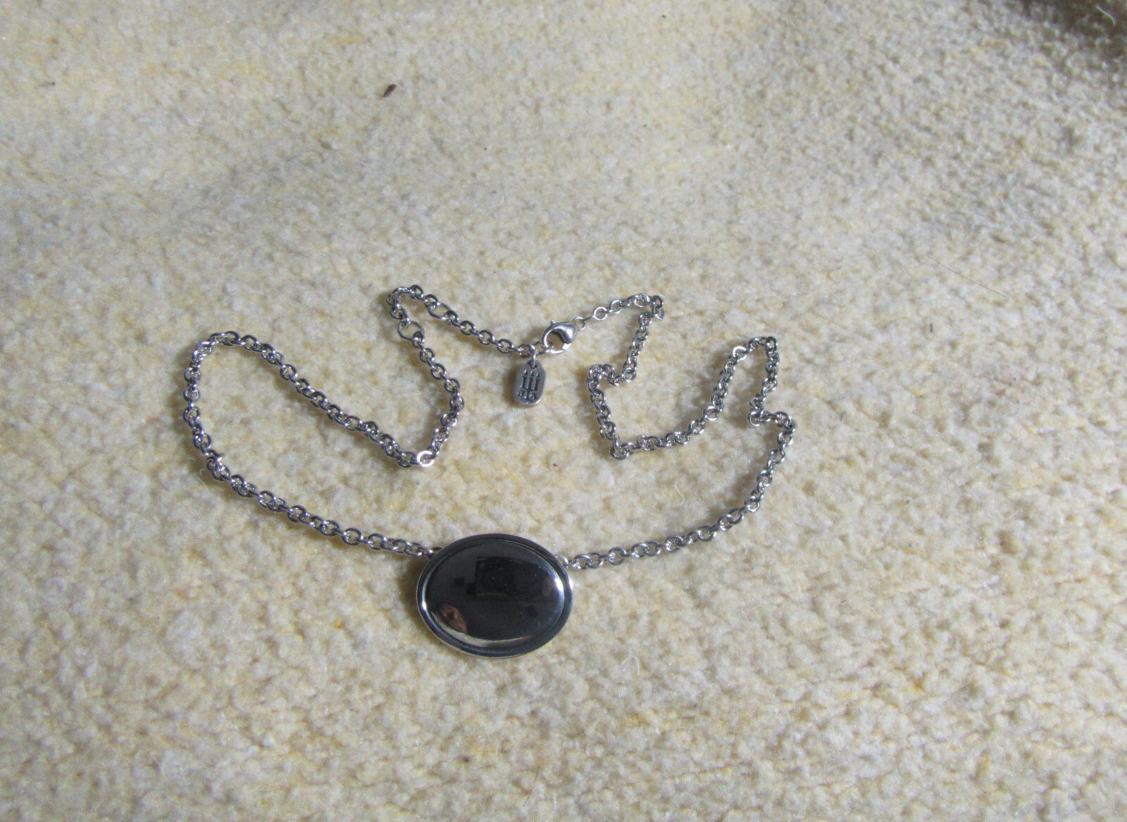 James Avery 925 Silver Engravable Oval Pendant Necklace 15-17 Inches Adjustable