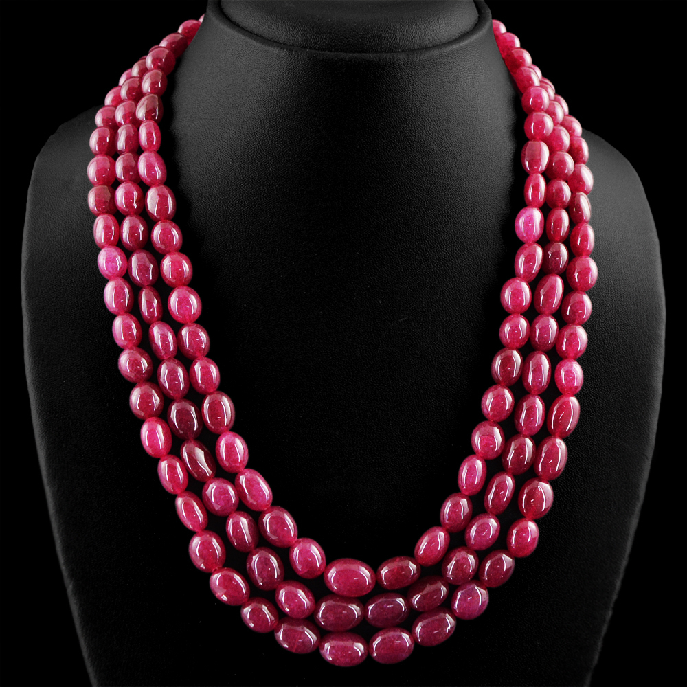 AMAZING 622.00 CTS ENHANCED RUBY 3 STRAND OVAL SHAPE BEADS NECKLACE (DG)