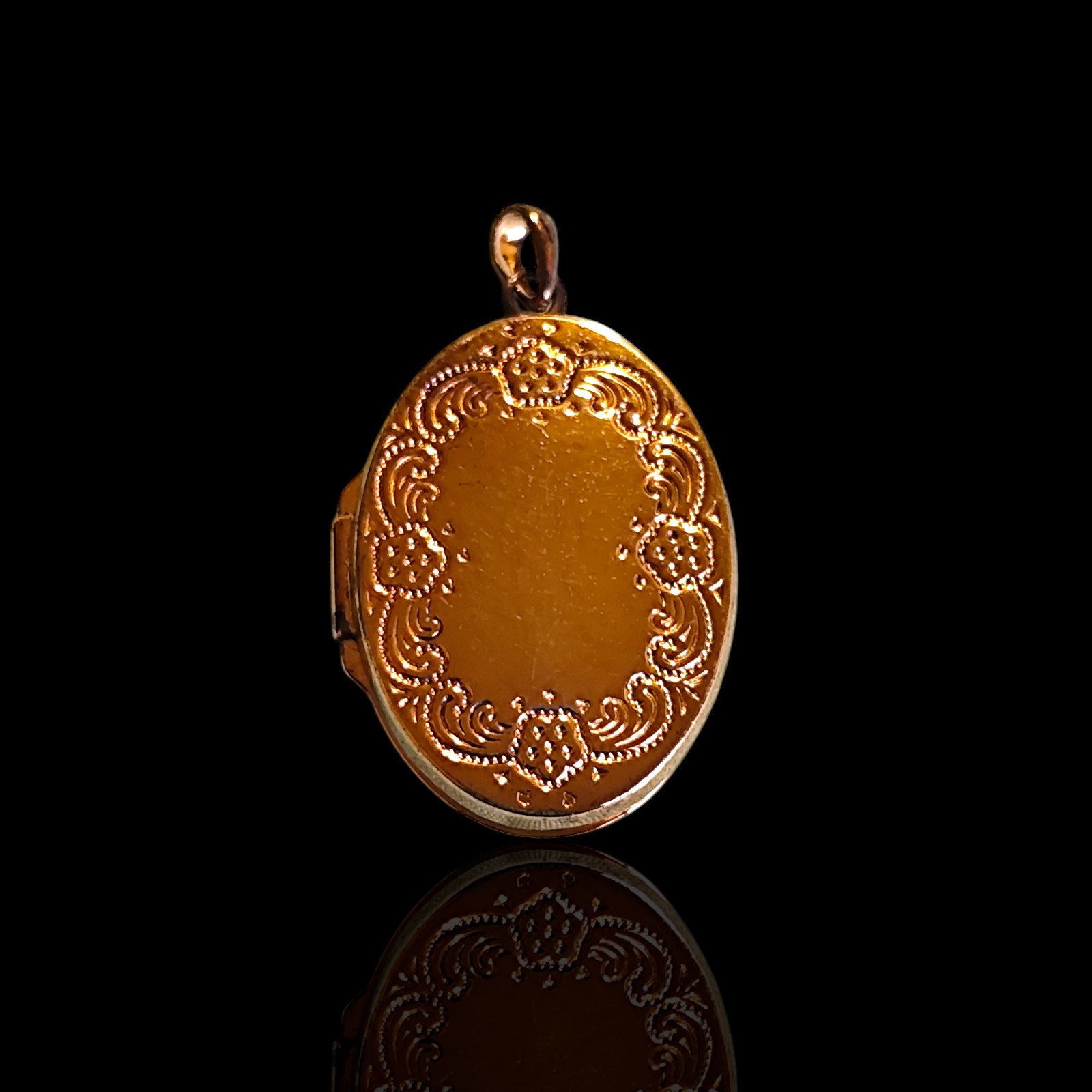 Gold Over Sterling Silver Etched Oval Photo Locket Pendant 1.2in