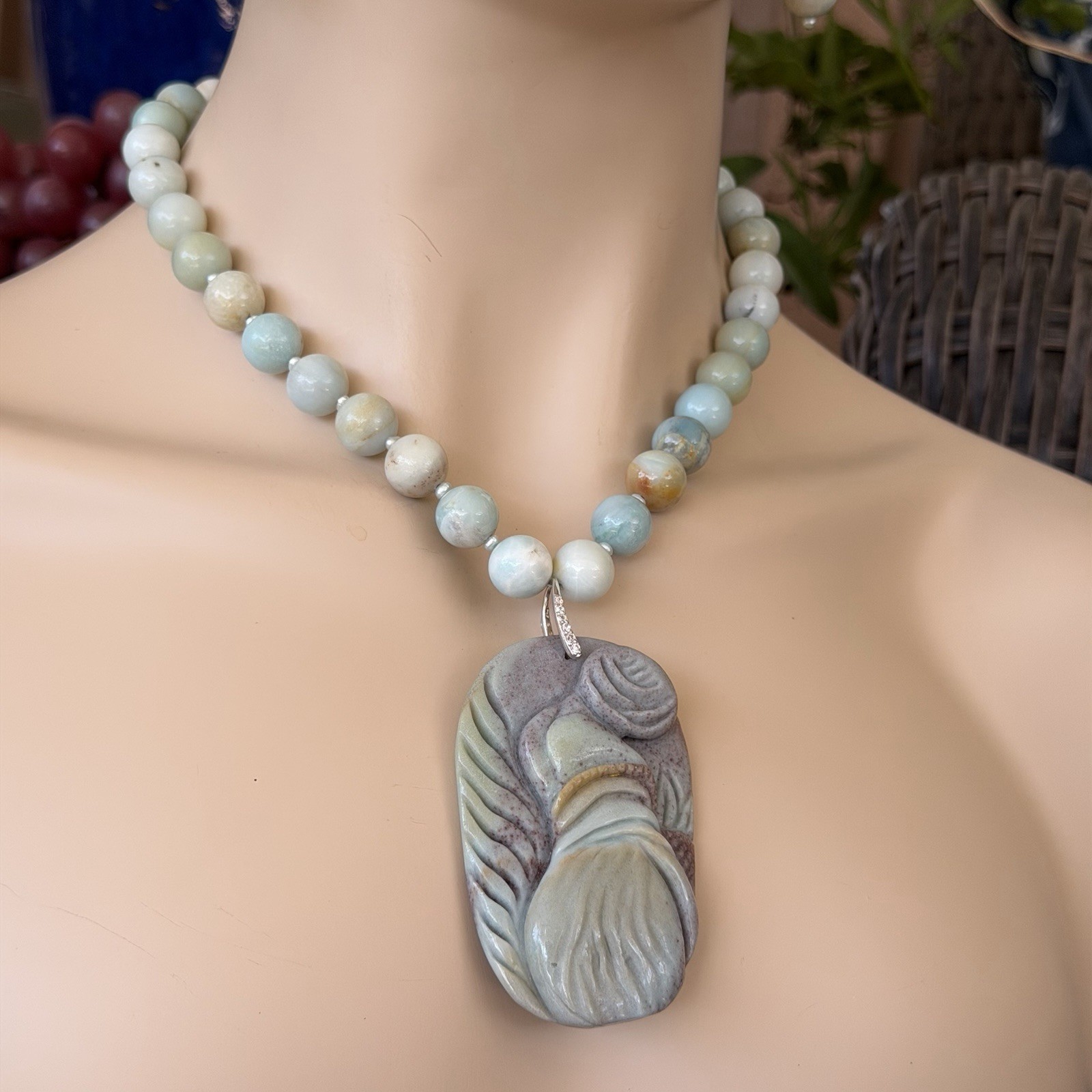 HAND CARVED NATURAL JASPER LADY PENDANT AMAZONITE PEARL NECKLACE EARRING SET