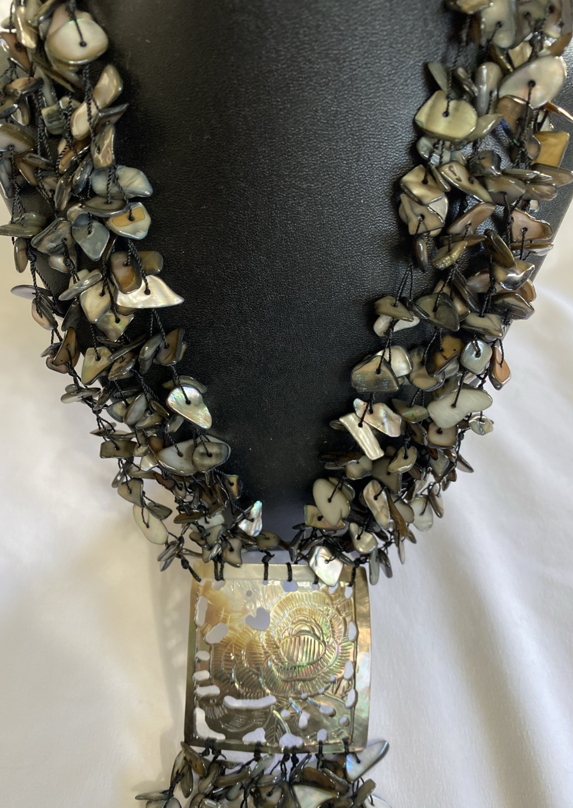 Beautiful Abalone & Carved Mother of Pearl 4 Strand Statement Necklace 15″