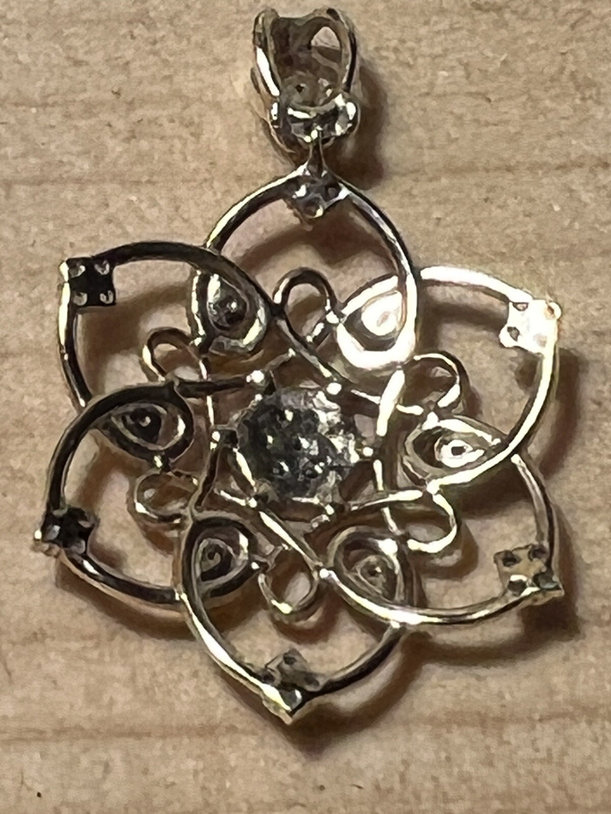 0.20Ct Natural Diamond Floral Filigree Round Scroll Pendant 10K Yellow Gold