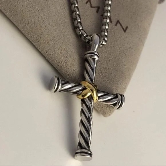 David Yurman Sterling & 18K Gold 925 750 Cross Pendant & 20″ DY 925 Box Necklace