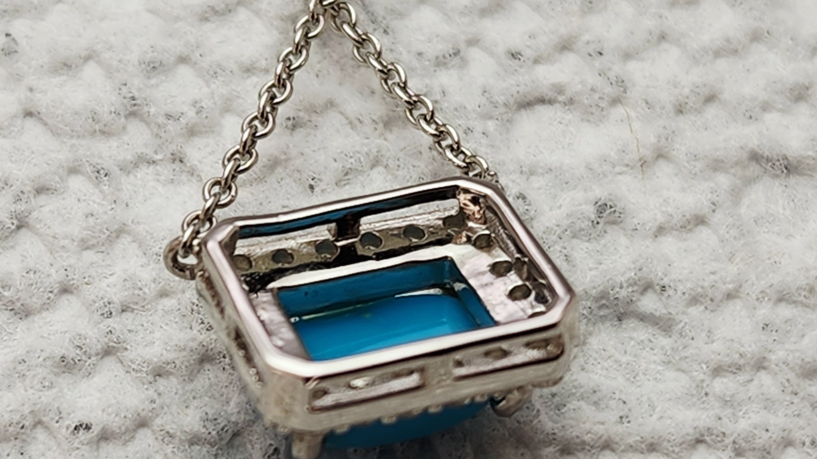 Wonderful Sterling Silver Turquoise Clear Stone Rectangle MLD 18” Necklace