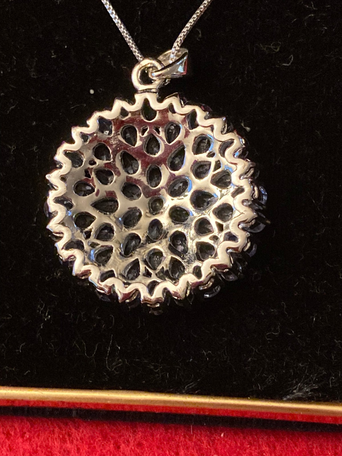 STERLING SILVER CLUSTER PENDANT NECKLACE WITH MULTIPLE LIGHT COLORED STONES