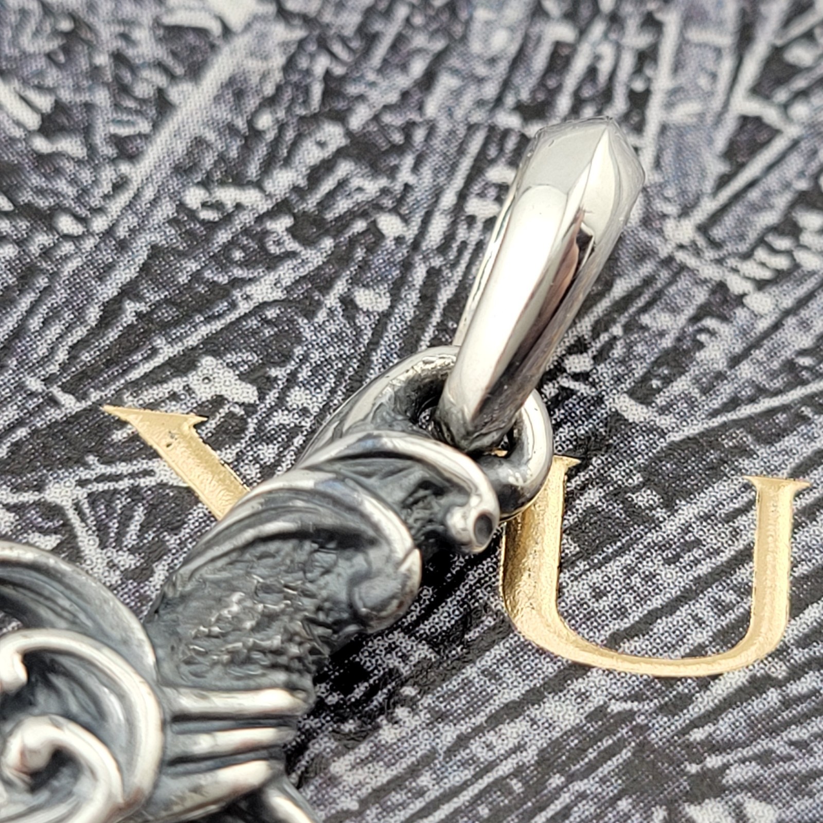 David Yurman 925 Sterling Silver Small 2″ Inch Waves Dagger Amulet Pendant