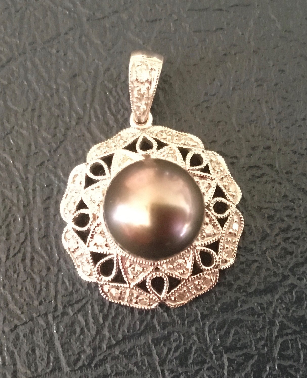 14K SOLID WHITE GOLD BLACK TAHITIAN PEARL DIAMONDS PENDANT 3.4 GRAMS
