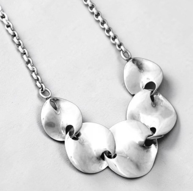 ZINA of BEVERLY HILLS Sterling Silver GRADUATED MOBIUS DISCS Rolo Chain Necklace