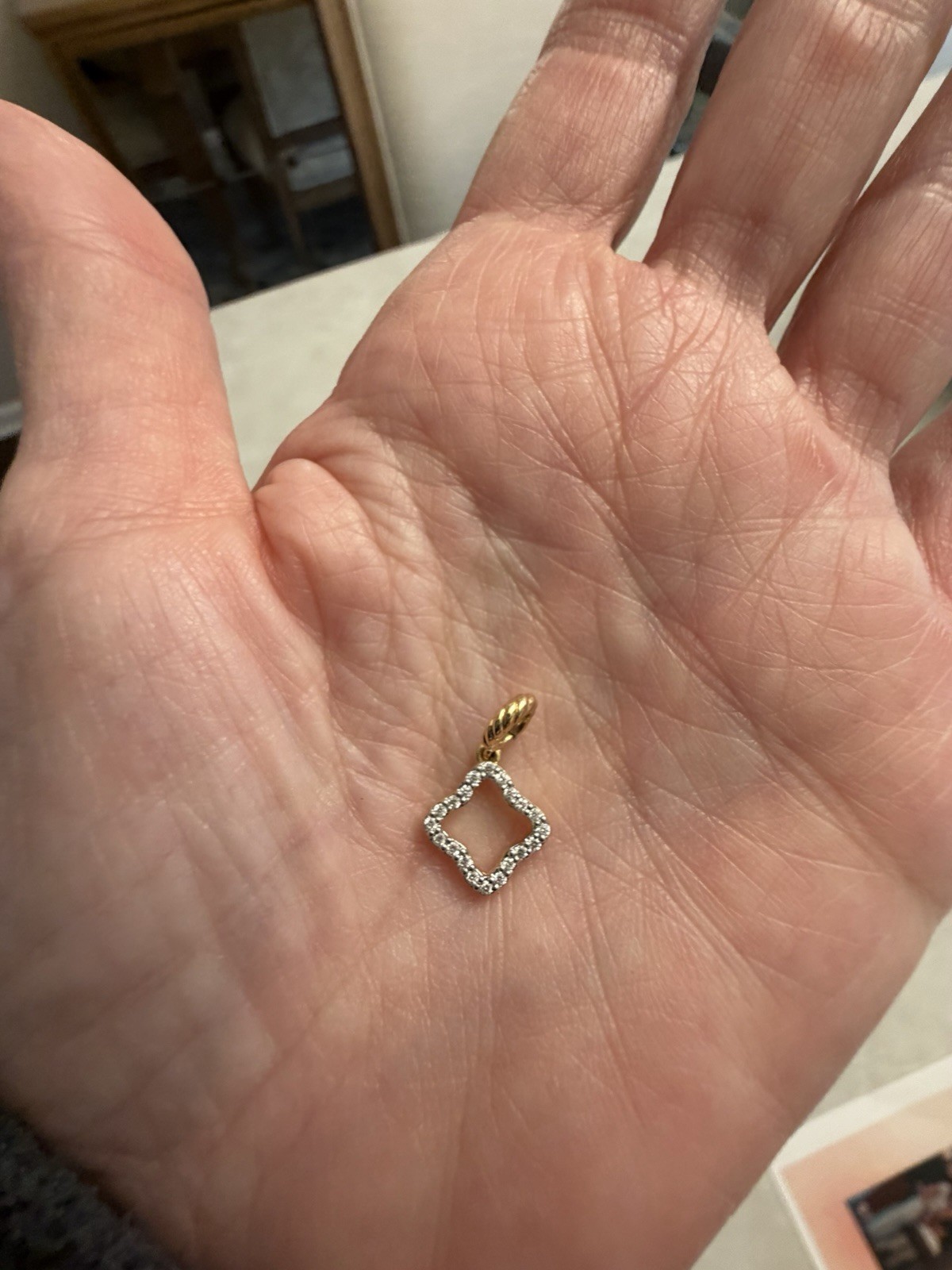 David Yurman QUATREFOIL AMULET 18K Yellow Gold with Diamonds, 11mm Pristine