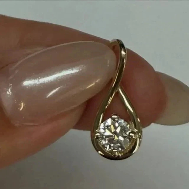 14k Yellow Gold Plated 1.00Ct Round Cut Lab Grown Diamond Women’s Pendant Silver