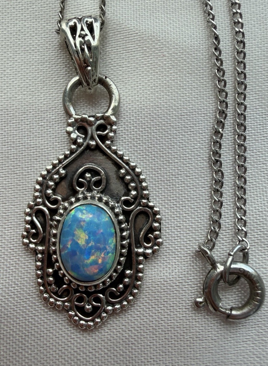 925 Sterling Silver Opal Pendant And 18” Inch Chain Womens Necklace Flash Color