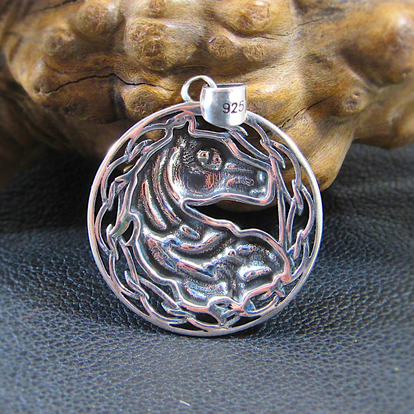 Handcrafted Solid 925 Sterling Silver Round Celtic Knot Horse Head/Bust Pendant