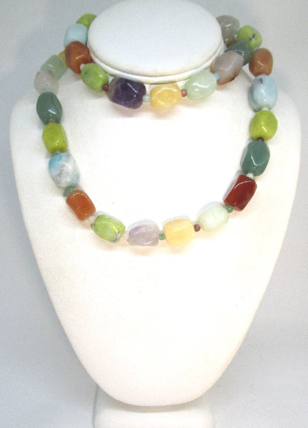 Mixed Semi Precious Bead Necklace 233.3 grams 32” long lot 45s5
