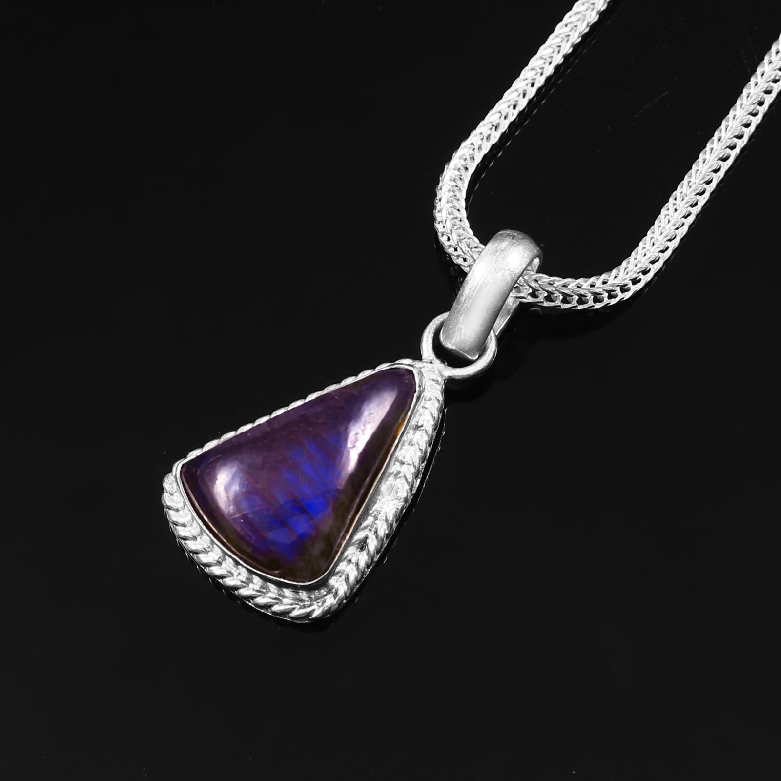 925 Sterling Silver Natural Blue Fire Labradorite Gemstone Pendant With Chain