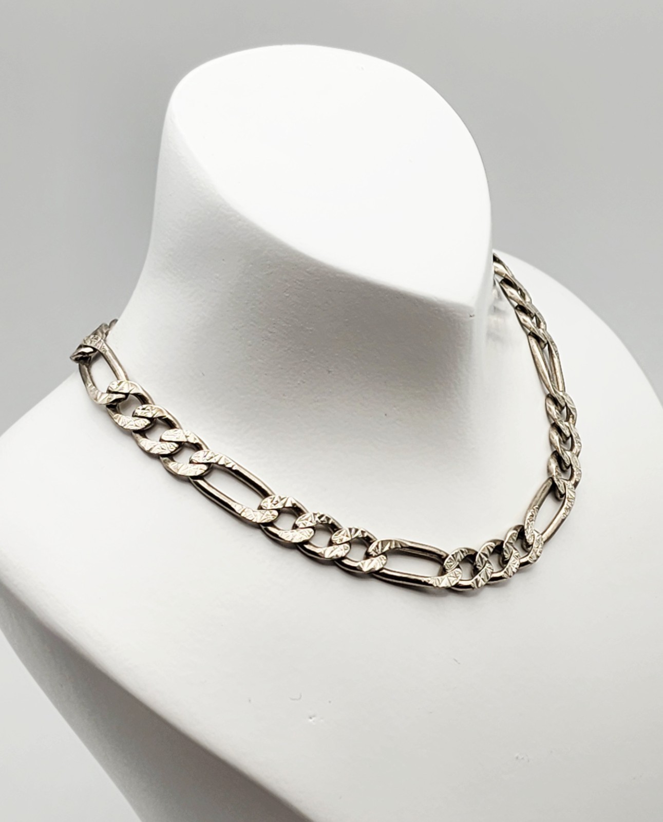 M Italy Oxidized Sterling Silver Diamond Cut Reversible Figaro Chain Necklace