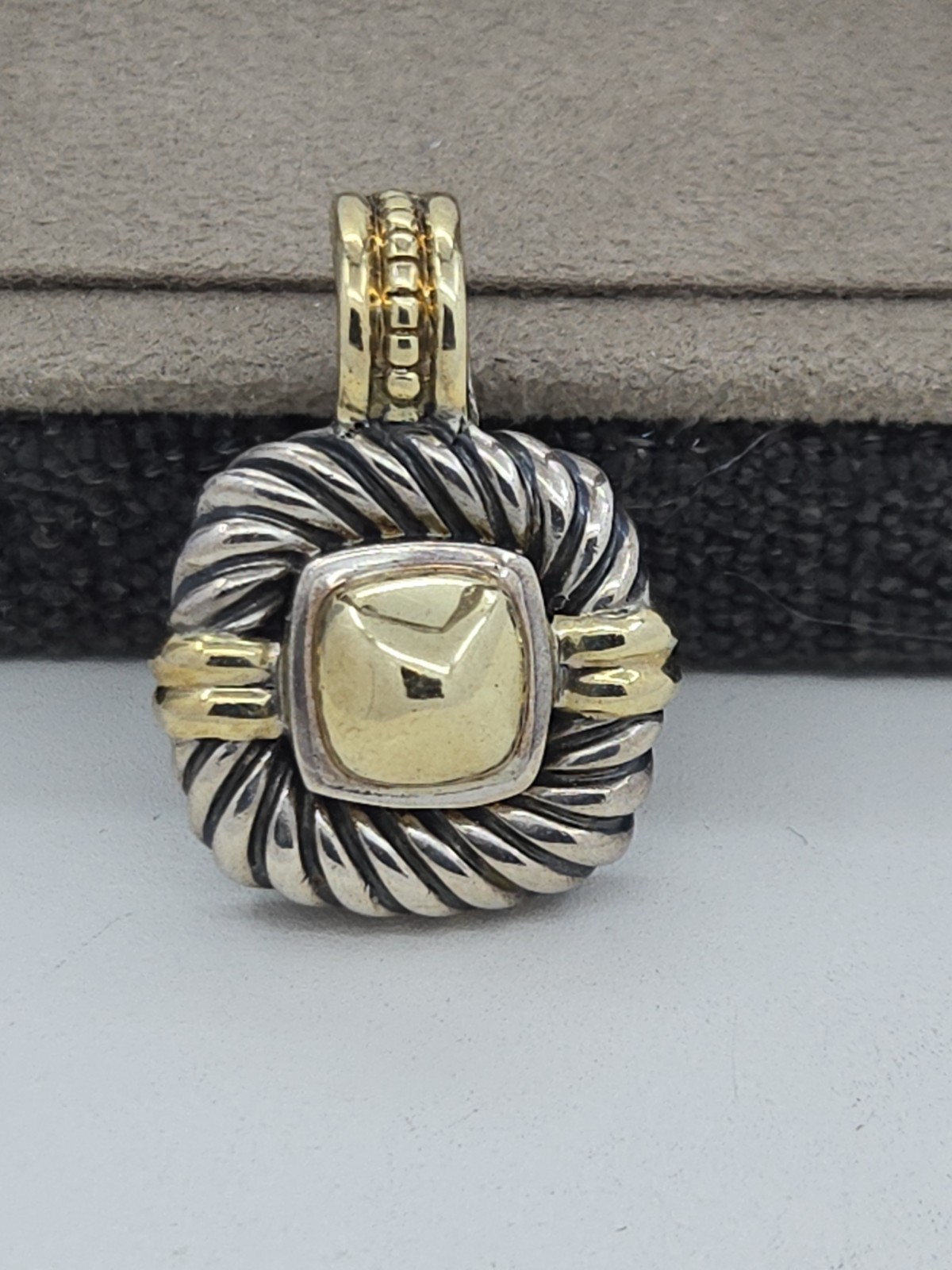 David Yurman Pendant, Albion , Medium ,14k Yellow Gold Sterling Silver