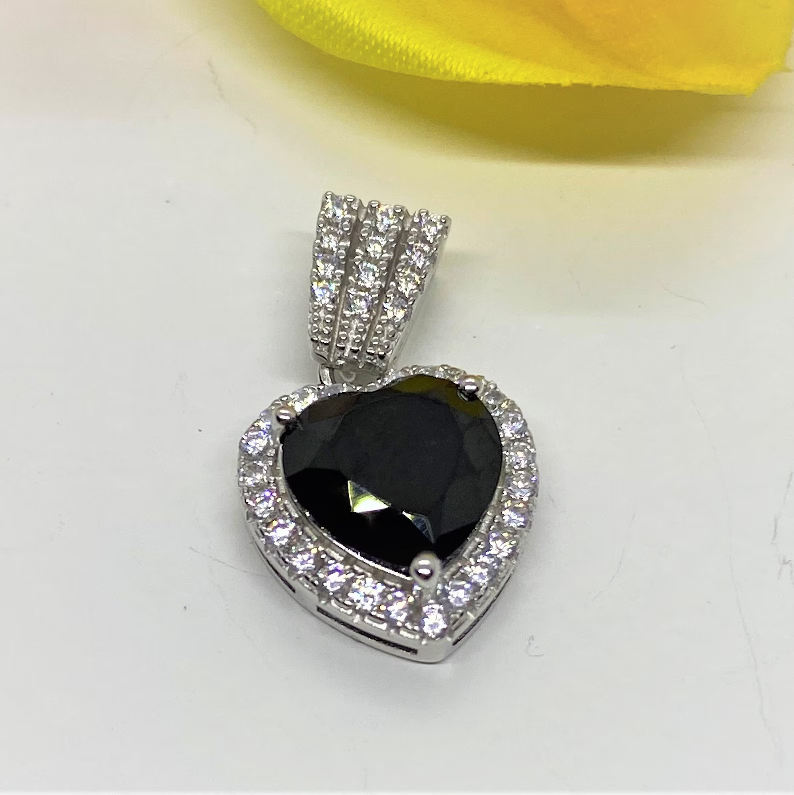 3.50 Ct Heart Cut Natural Sapphire Diamond Gorgeous Pendant 14K White Gold