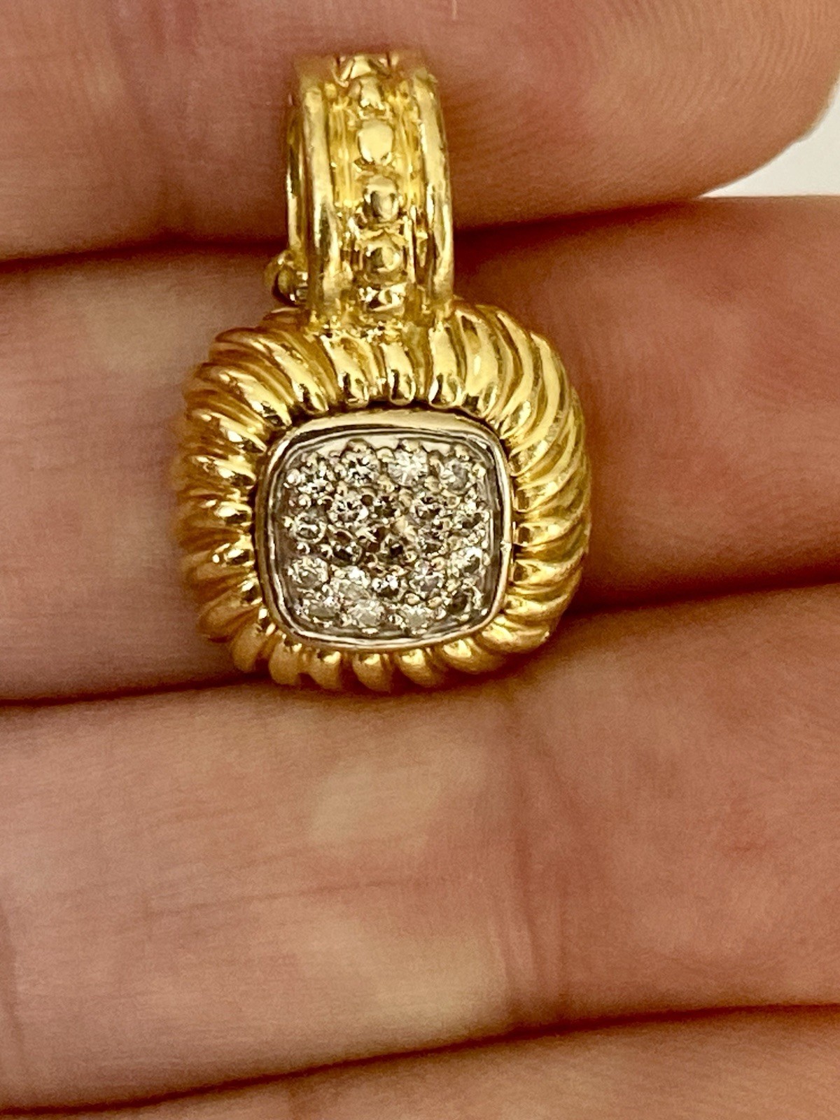 David Yurman Diamond Albion Pendant 18k Yellow Gold 3/4” 7.3g Vintage