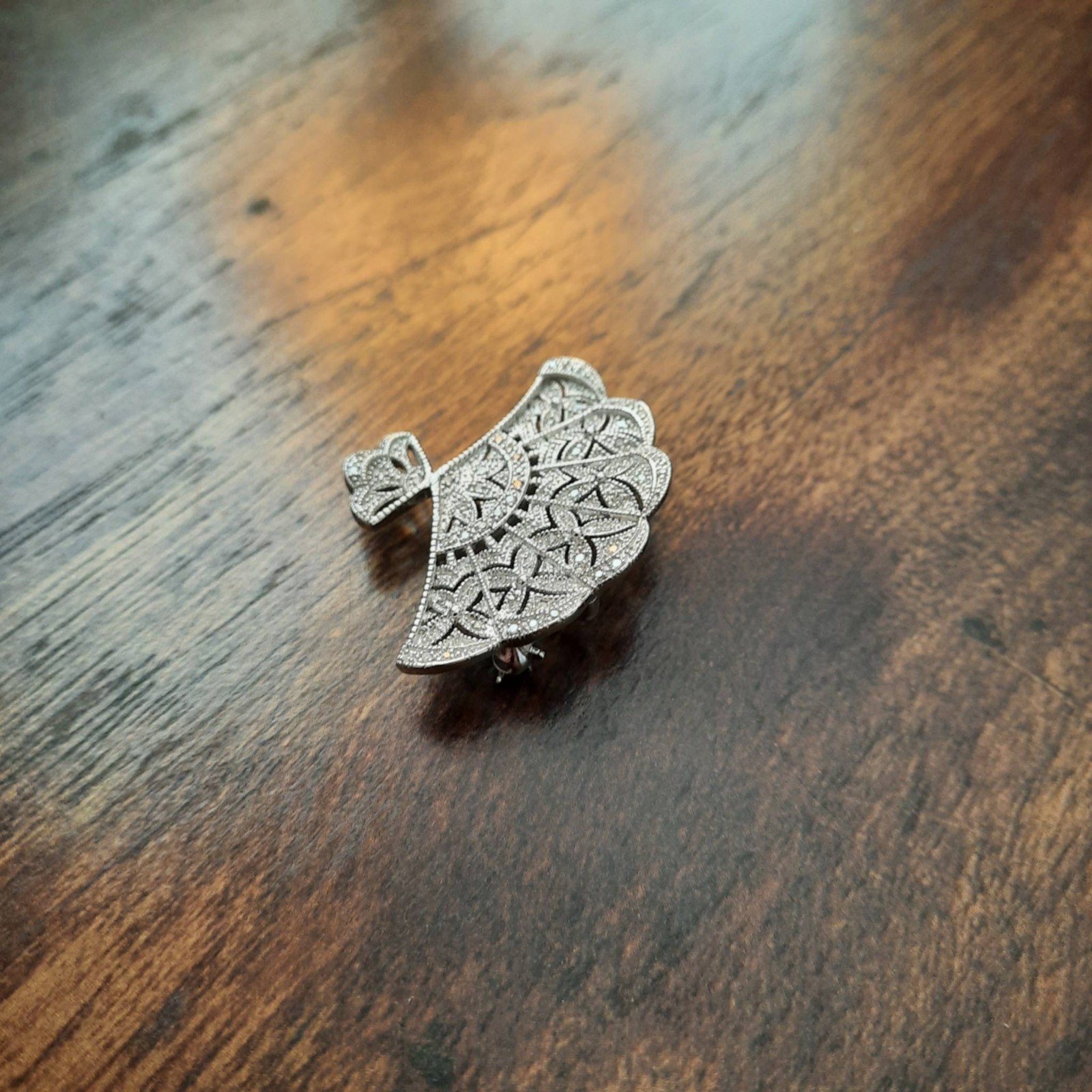 Sterling Silver Diamond Chip Fan Brooch Pin Necklace
