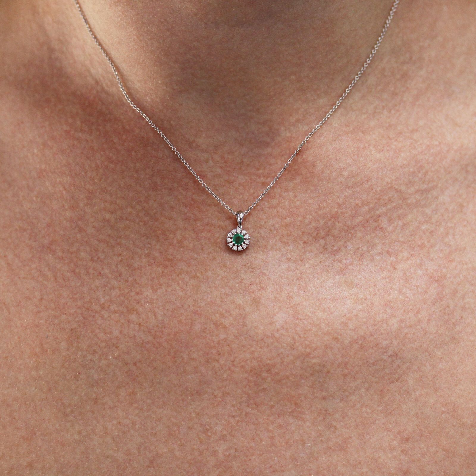 0.3 ctw Natural Emerald & Diamond Solid 14k White Gold Round Halo Pendant 0.49″