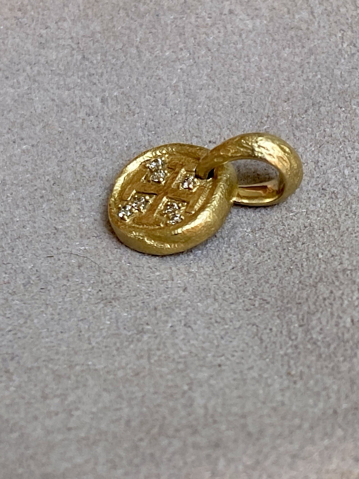 David Yurman 18K Yellow Cognac Gold Diamond Shipwreck Pendant Pouch