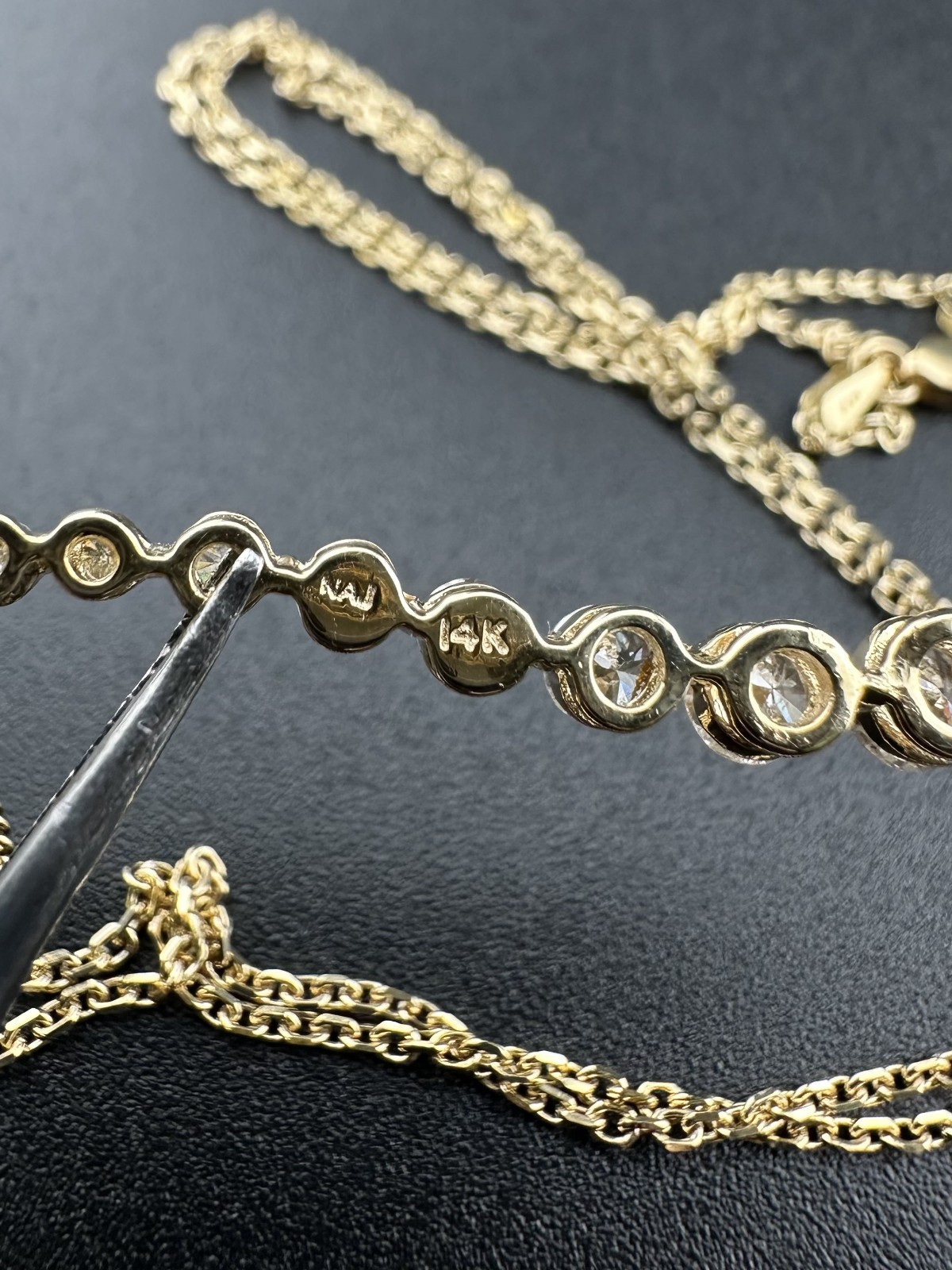14k Yellow Gold 1.00ctw Diamond Journey Pendant Drop Necklace 2.70dwt