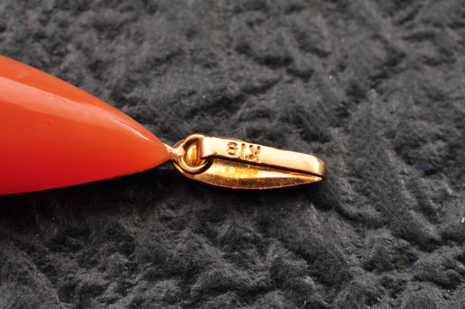 Certification 18k gold clasp salmon pink coral pendant top ( 23mm (0.9in) 8.0ct)