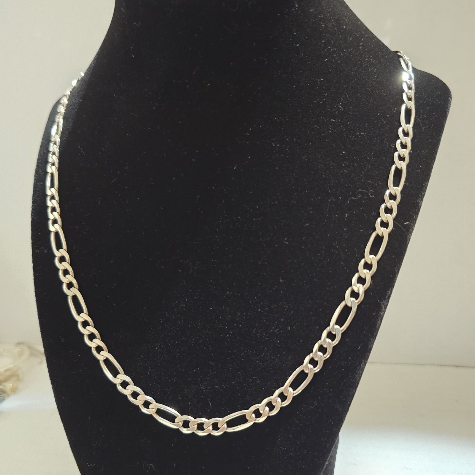 Vintage Italian Made 26 Inch Solid Sterling Silver Figaro Necklace 6mm