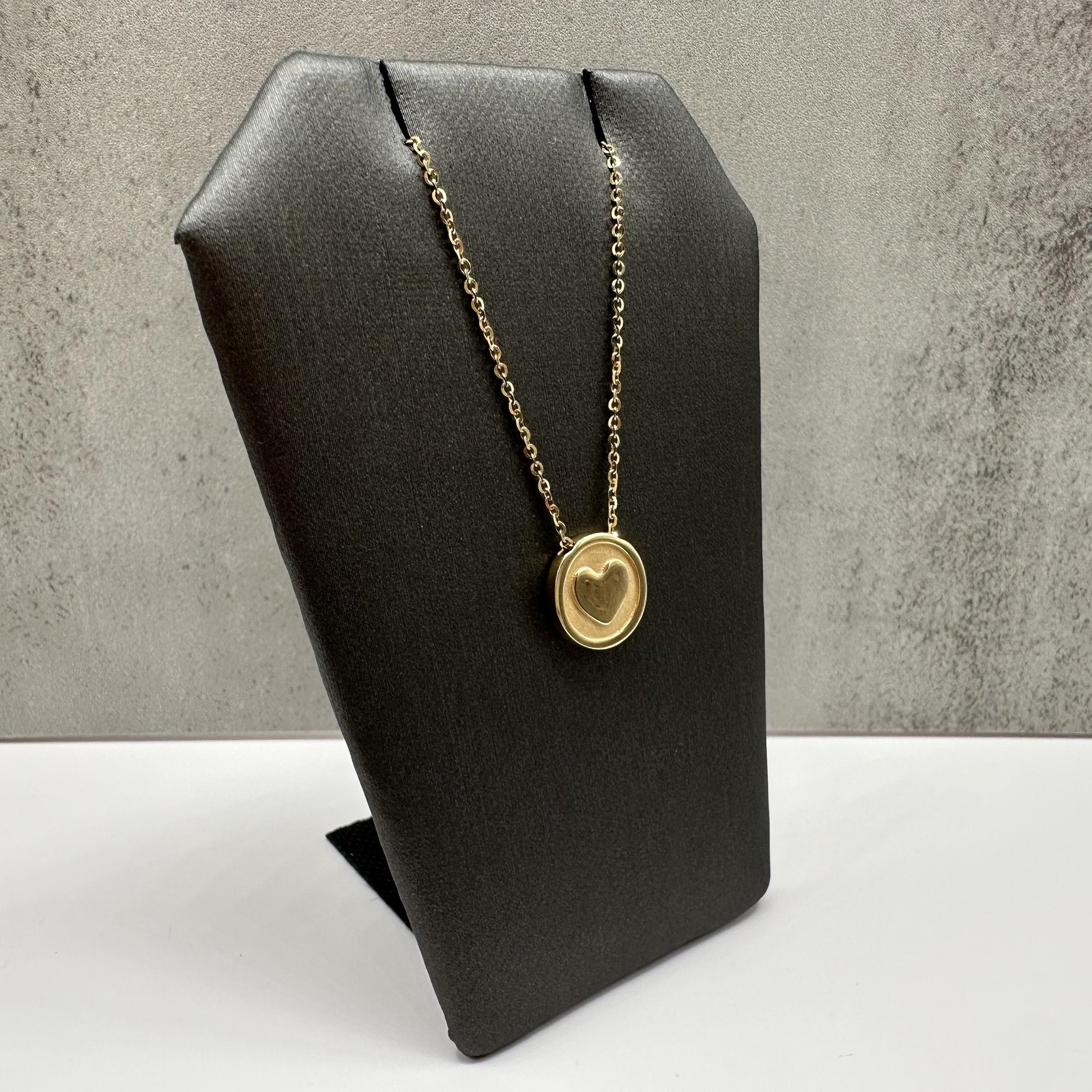 Heart Disc Necklace 14kt Yellow Gold Adjustable 17 18in New