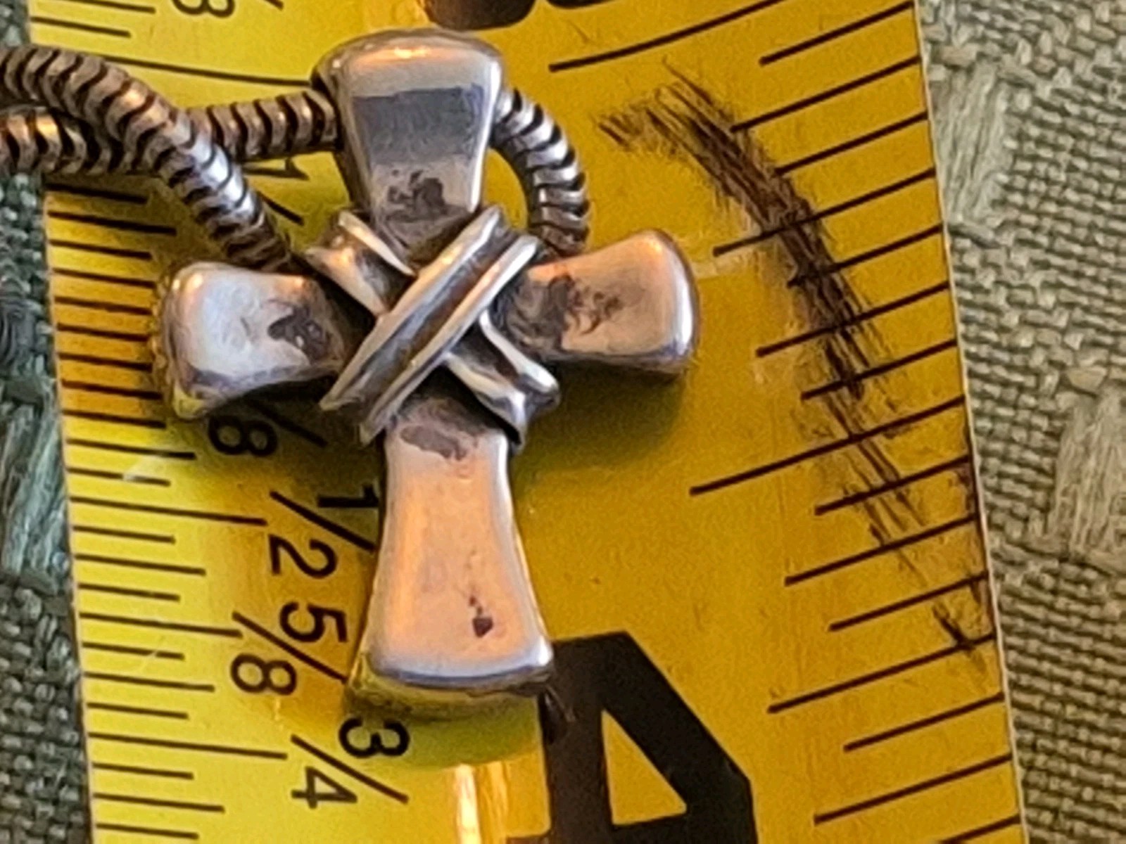 18K Gold Sterling Cross Pendant Designer Lagos Caviar 16″ Chain 8 Grams Unisex