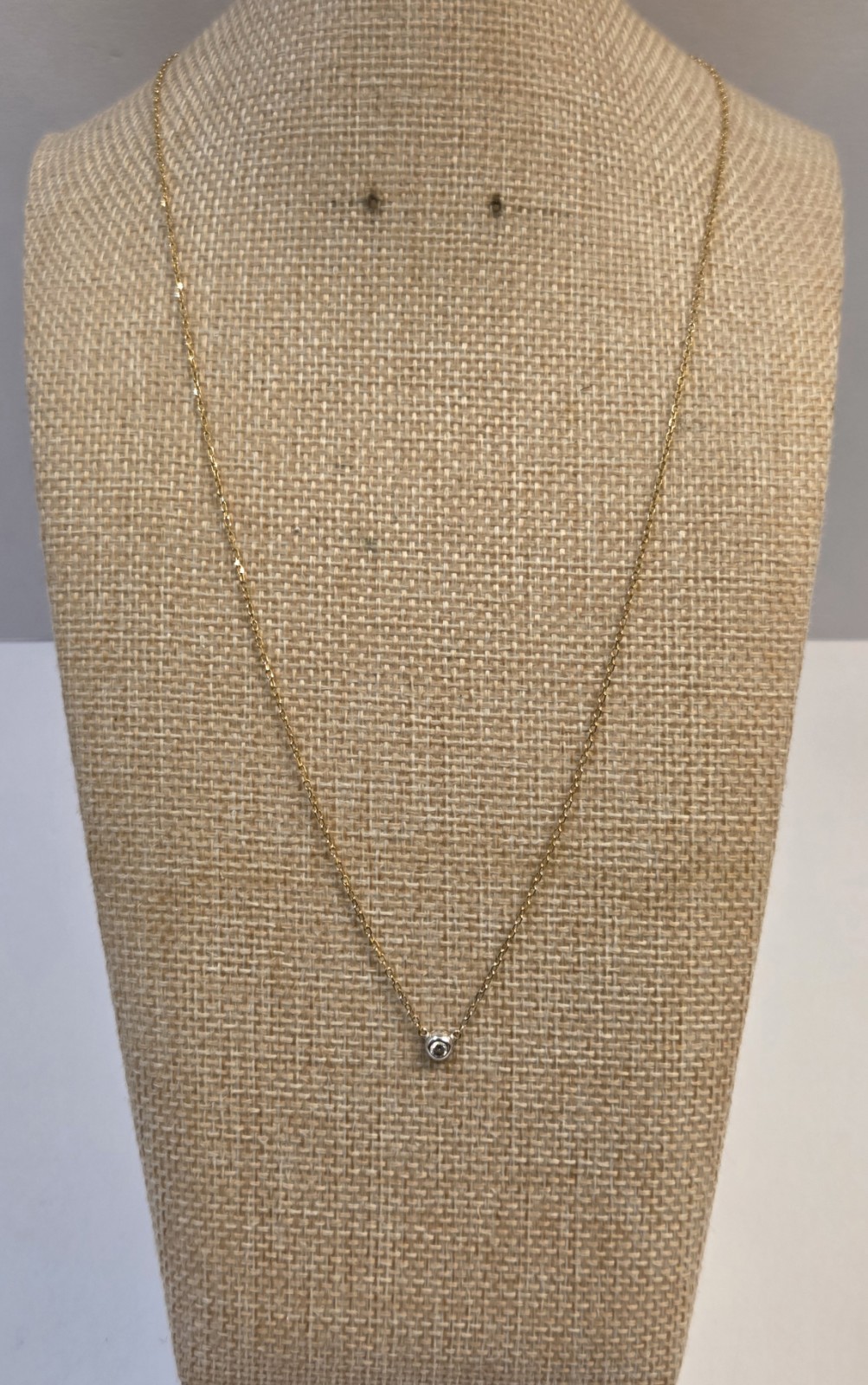 Stunning 10k Yellow & White Gold Solitaire Diamond 19″ Necklace