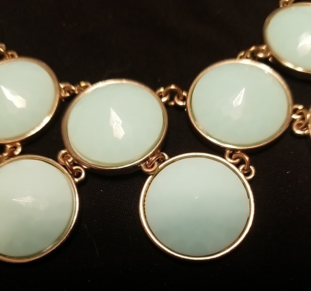 Amazonite Colored, Reverable, 21″ Adjustable Statement Station Necklace Unsigned