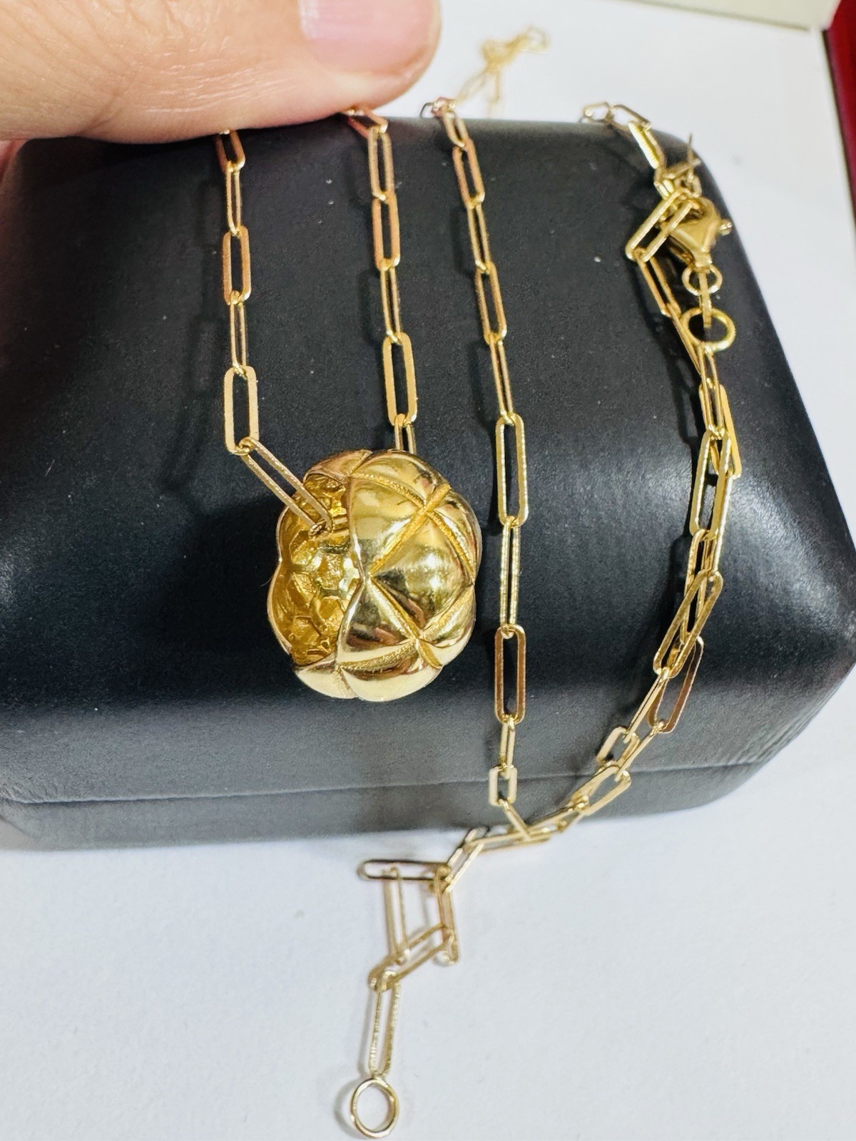 NEW 18K 750 Fine Real Saudi Gold Quilted Set Necklace with 31” long 6.6g 5mm