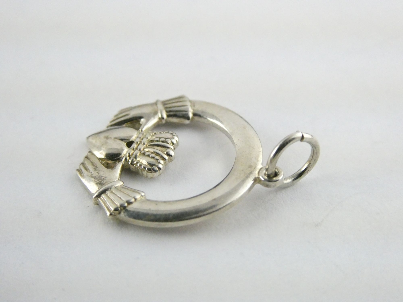 Solvar Ireland Sterling Silver Claddagh Hands Heart Charm Pendant 925 1.9g 7/8In