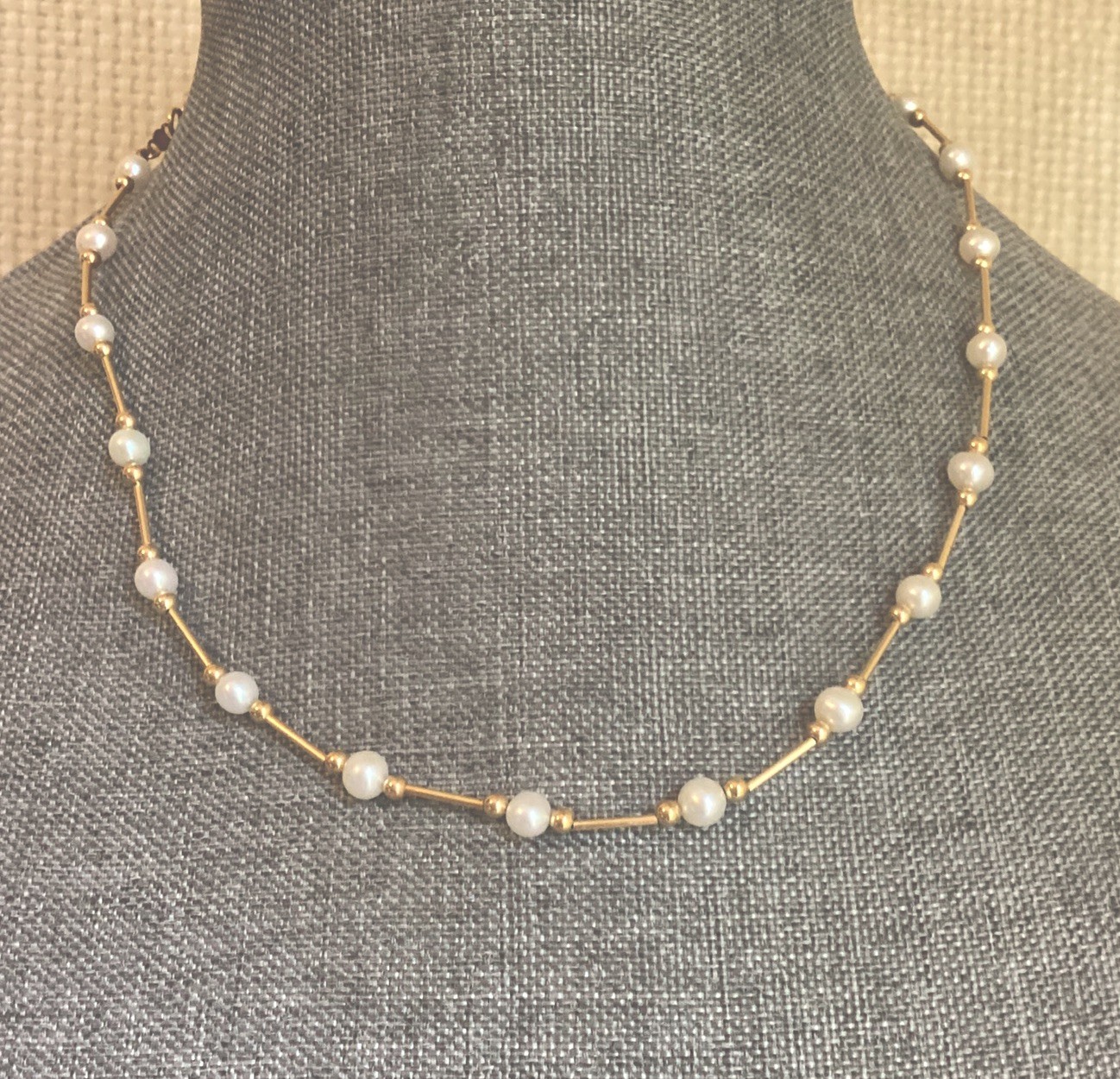 Vintage 14K Yellow Gold Bar Link Station Necklace w/ White Round Pearls