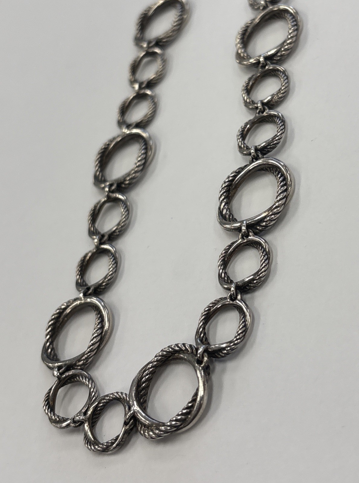 David Yurman Silver Crossover Infinity Rope Circle Chain Necklace 17”