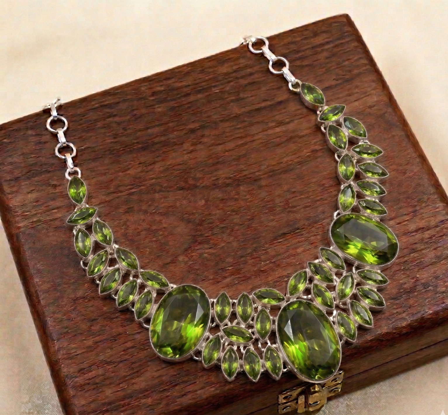 Green Peridot Gemstone Handmade 925 Sterling Silver Jewelry Necklace ADJ 18″