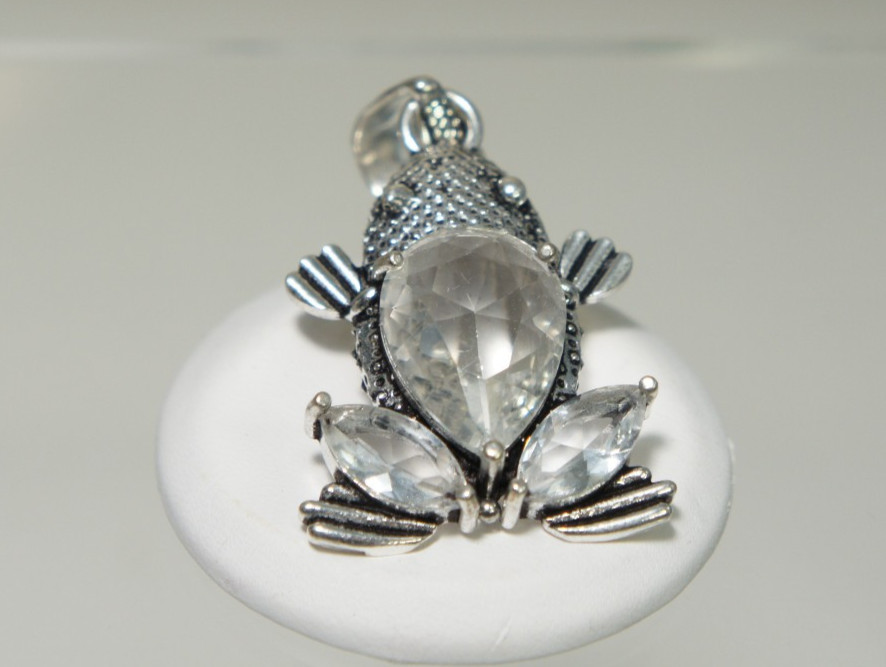 925 Sterling Silver Clear Quartz Stones Articulated Large FROG Pendant