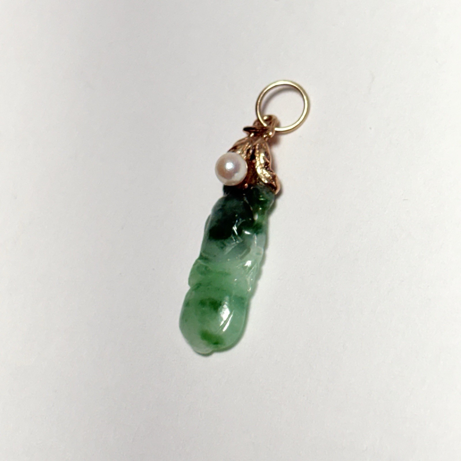 14K Yellow Gold Moss-in-Snow Jade Chinese Gourd Leaf Pearl 21mm Pendant 0.87g