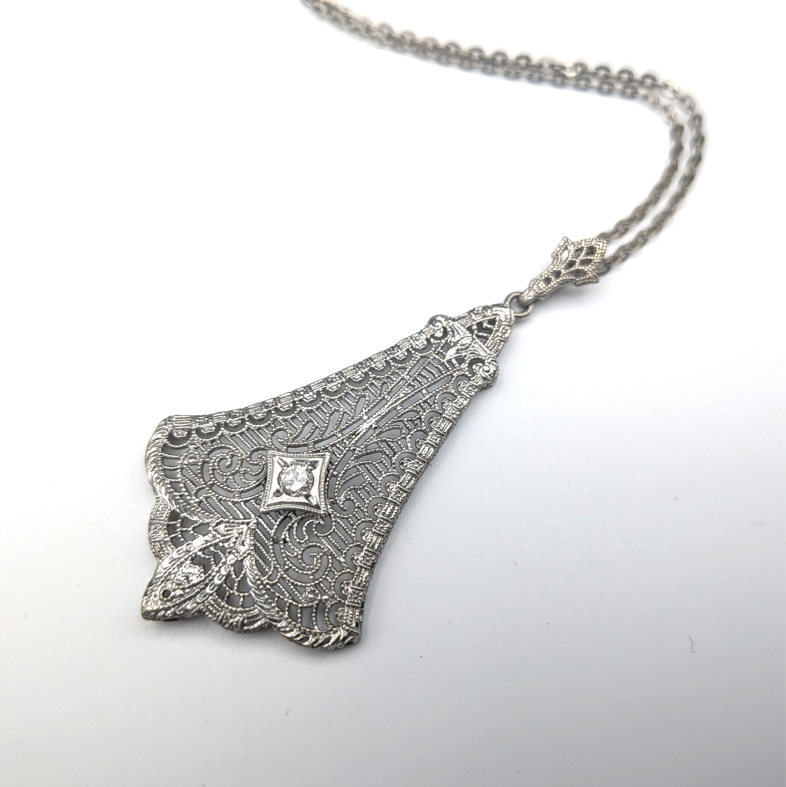 Antique 10k White Gold Filigree Pendant W/ Diamond On 14k White Gold Chain