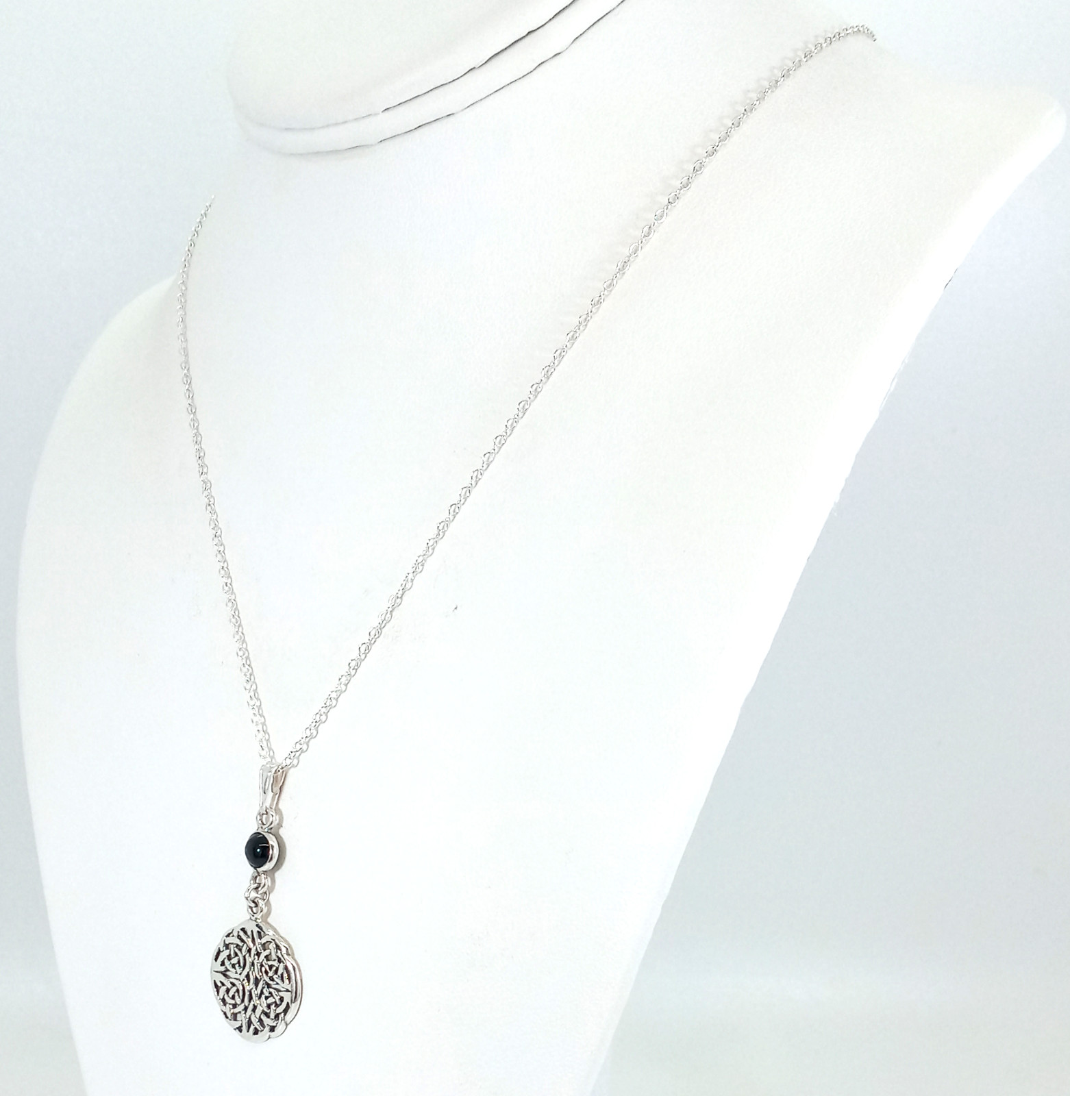 Vintage 925 Sterling Silver Black Onyx Celtic Knot Necklace